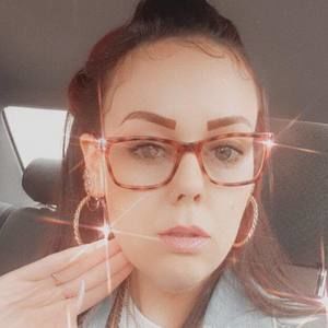 Meet your Posher, Misti